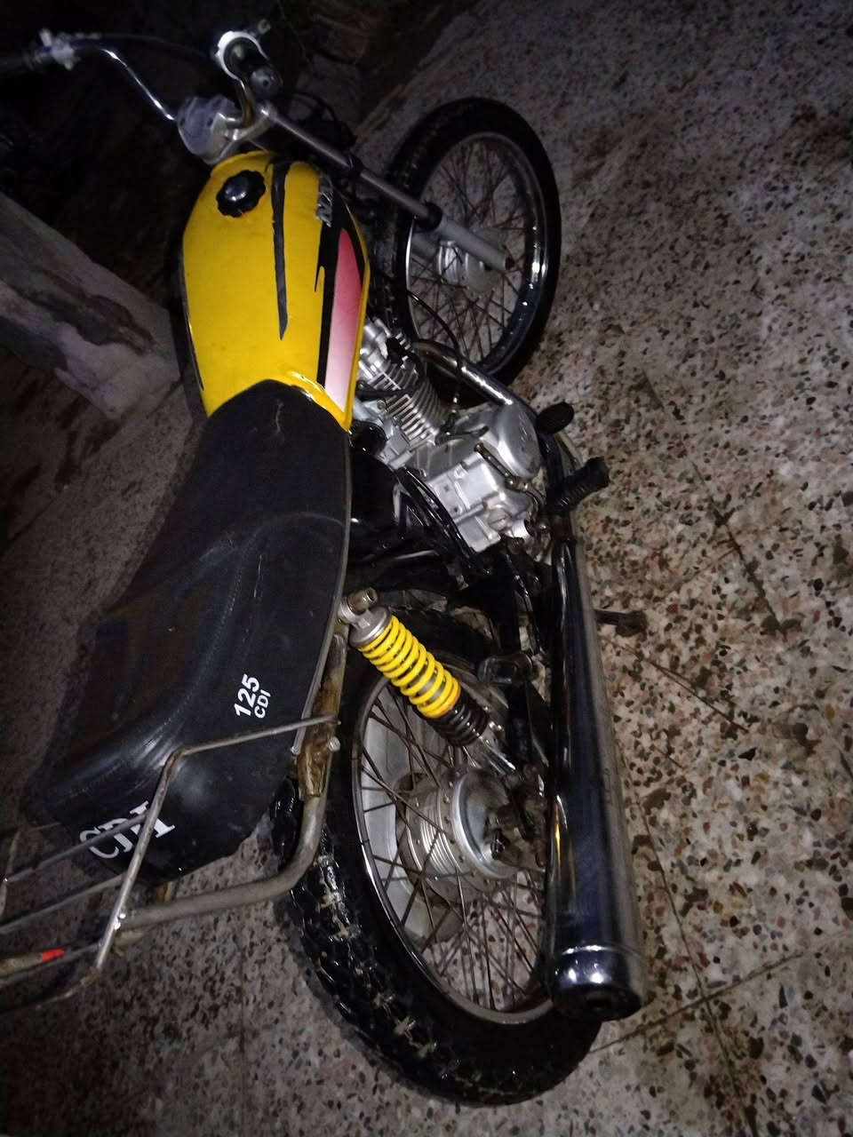 دراجه نامه  مجتاز اريد ابيعه مكان الكرنه كلشي جديد محتار اريد ابيعه***********
