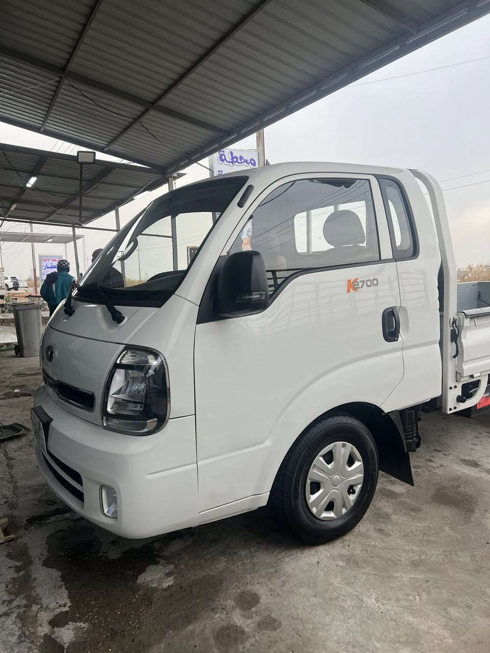 السلام عليكم كيا حمل ٢٠٢٠  ماشية ٨٠ الف سياره كولش حلوه ونضيفه مال جناي  بيها صبغ باب سايق شبرين اثر شخط مكينه وكير واكسل وشاصي مكفول تبريد ❄️ ثلج سبير منازل مكانه بغداد حي جهاد قرب مطار بغداد  رقم هاتف *********** وتساب
