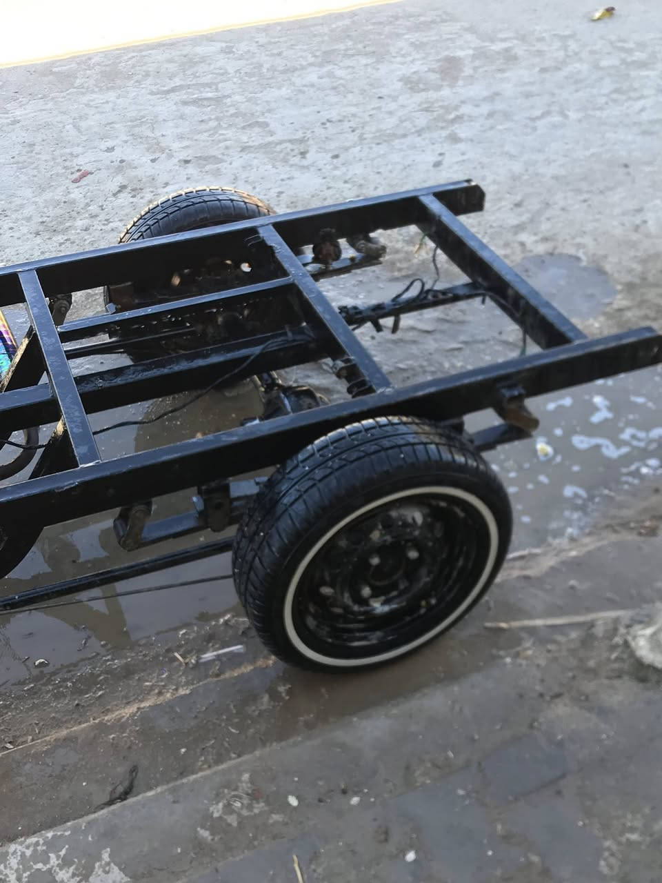 سلام عليكم ستوته اوراق مديل 13 ناقصه ورقه مكاني بصره دير نشوه سعرها 900 رقم الهاتف *********** 
ملاحضه الستوته ناقصه ورقه والباقي كفاله عامله ومكينتها ليفان وزوج تايرات امس شديتهن خط ابيض بديها موجود بس شوي تعبان
