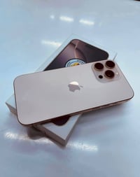 آيفون ١٦ • نضافه • شرق اوسط