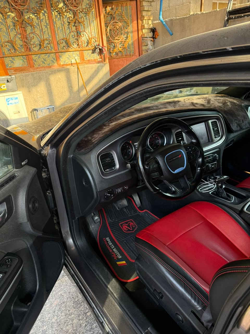 سلام عليكم مديل 22
وارد امريكي 

ماشيه 114 كيلو

3 قطعه بيهه جاملق بنيد  بصره بسمي 

فول مواصفات عده الفتحه 

جهازه سياره مانقصه برغي سياره مال بيت ستخدام شخصي 

السعر 230 وبيهه مجال بصيط 

مامتواجد على فيس اتصل وعيوني الك ***********
