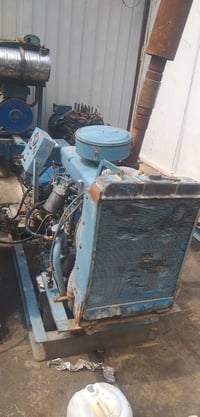 للبيع مولد أبو ردين نضيف وشغال لاتنقيص ولاتبخير  07826626126