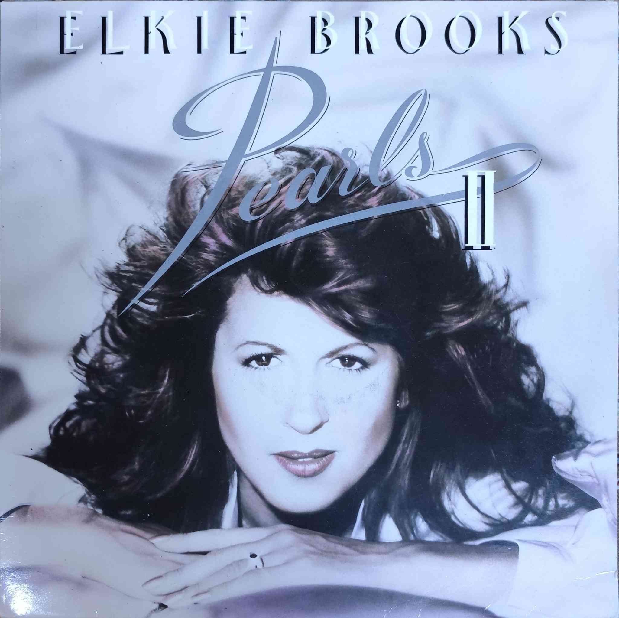 اسطوانات كراموفون
أستيراد اوربيه
المجموعه من ٧٧ أسطوانة كرامافون نسخ اصليه فينيل سمفونيات /كيتار / بوب / روك / سكسفون /ثمانينيات القرن العشرين وجديد غير مستخدم ونظيفه جدا  للطلب على الواتساب ***********
