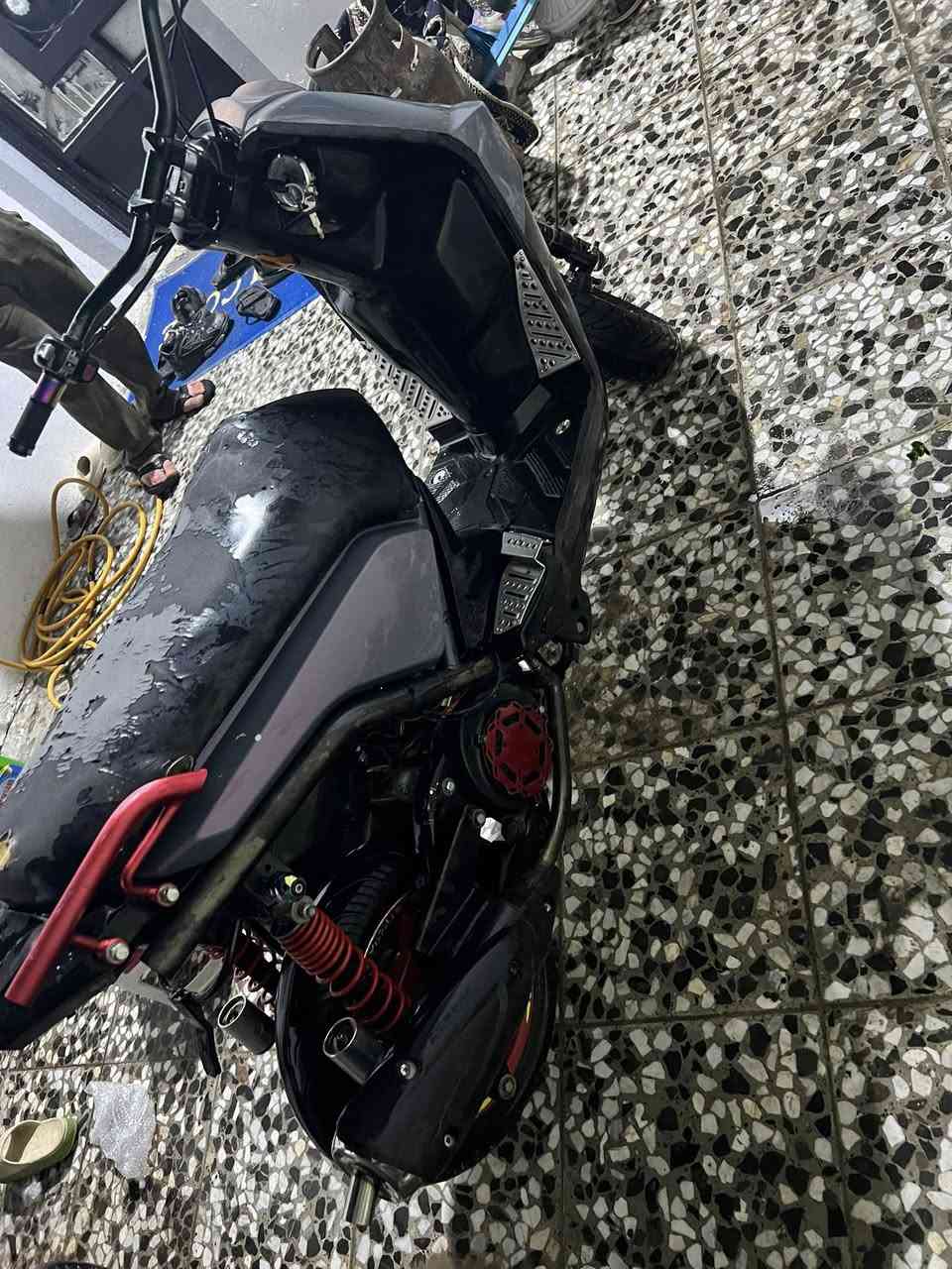 سلام عليكم دراجه للبيع دراجه ماعيزه نكره سلف   للستفسار ***********
