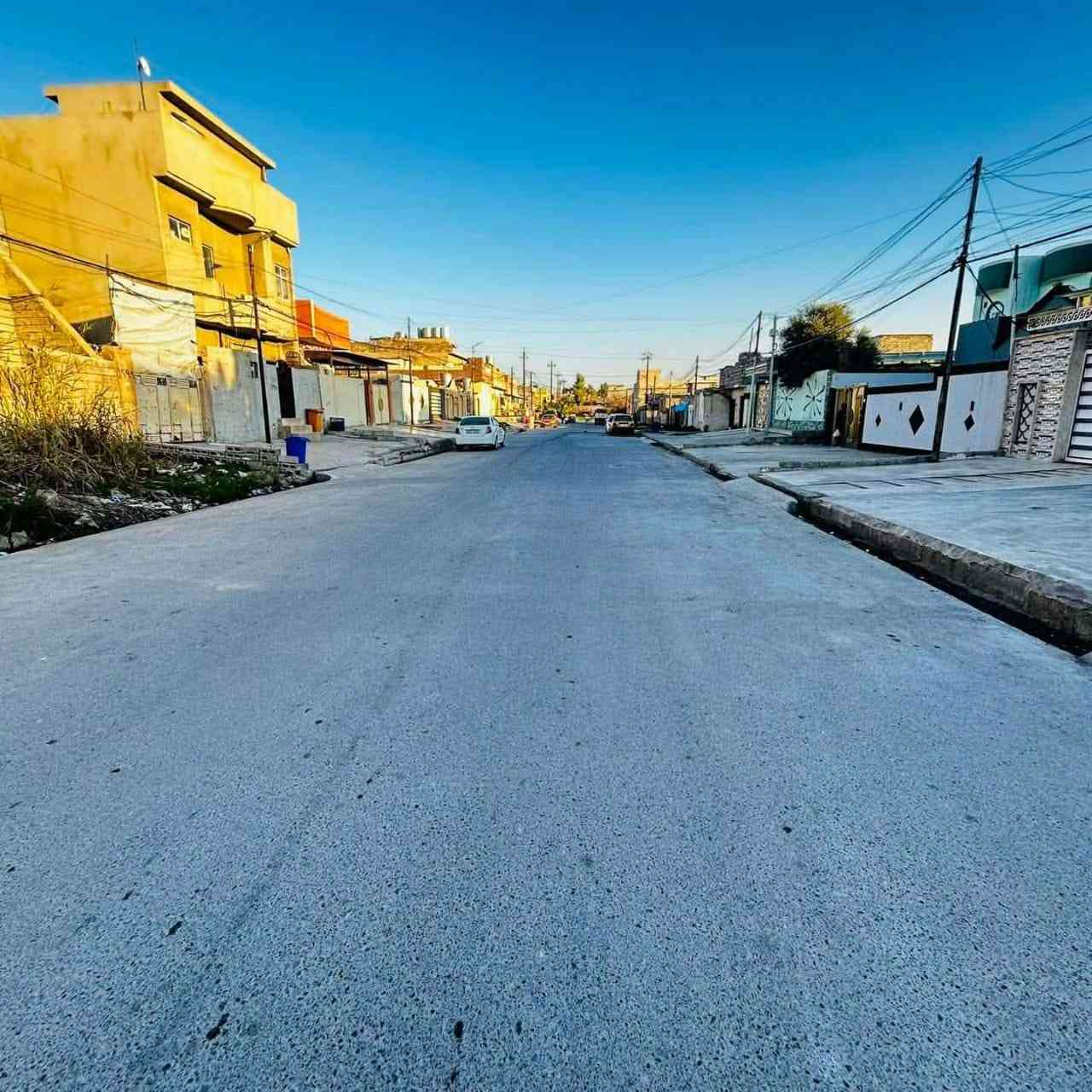 السلام عليكم

🏡 دار للبيع بحساب أرض
📍 الموقع: حي القاهرة – قرب عمارة الحسيني

✨ تفاصيل الدار:
• المساحة:245 متر
• الواجهة: 7 متر
• السعر للمتر: ٧٥٠ ألف
• الحالة: بحساب أرض (بناء بسيط)
شارع عريض .  البيت 
• مكون من: غرفتين + هول
• عدد الطوابق: طابق واحد
الاستفسار على الارقام :
***********
***********
