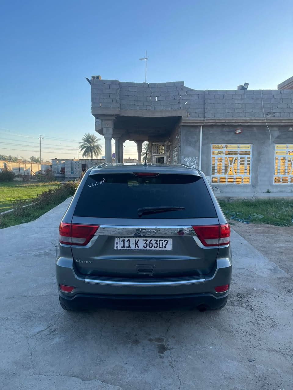 جيب لاريدو ١٣ السعر ١٣٨ 
سياره بيه صبغ صفحه بدون دواخل بدون ضربه سياره ونصبغت سبب جراد وبيه حالوب عندي تصوير قبل متنصبغ منزله ويه الصور السياره جاهزه تبريد ثلج
بسمي هزه جديده لايت زنون 
داخل نضيف محرك كير جديد
بدون اي داخل تخم تاير بيع او مراوس بشي اقل منه مكان بغداد تاجي هاتف 
***********
***********
