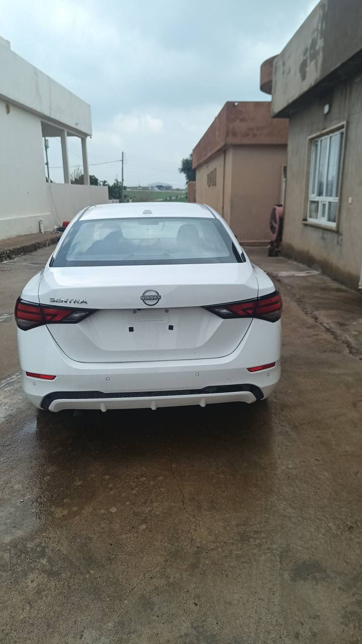 السلام عليكم 
للبيع نيسان سنترا ابيض 2025 SV
محرك 20 
ماشي 16 الف ميل 
صبغ بس صفحه بدون دواخل شرط 
بدون ارباك بشرط
سياره بدون تعديل و كلير أمريكي شرط  
سياره بدون شخوط و رصعات و بقصات 
سياره بدون رقم ترقيم شمالي فقط 
تكلفة رقم 11.5 ورقة ونص
ملاحظة صور الحادث موجود بل منشور
لينك حادس👇
 https://bid.cars/en/lot/1-94047125/2025-Nissan-Sentra-3N1AB8CV8SY256533

السعر 130ورقه ومجال
اي استفسار عن سيارة خاص مفتوح 
اخوكم شلال كوردى 
*********** واتساب فقط للتواصل 
عنوان أربيل معارض السيارات شارع 100 أربيل, العراق

