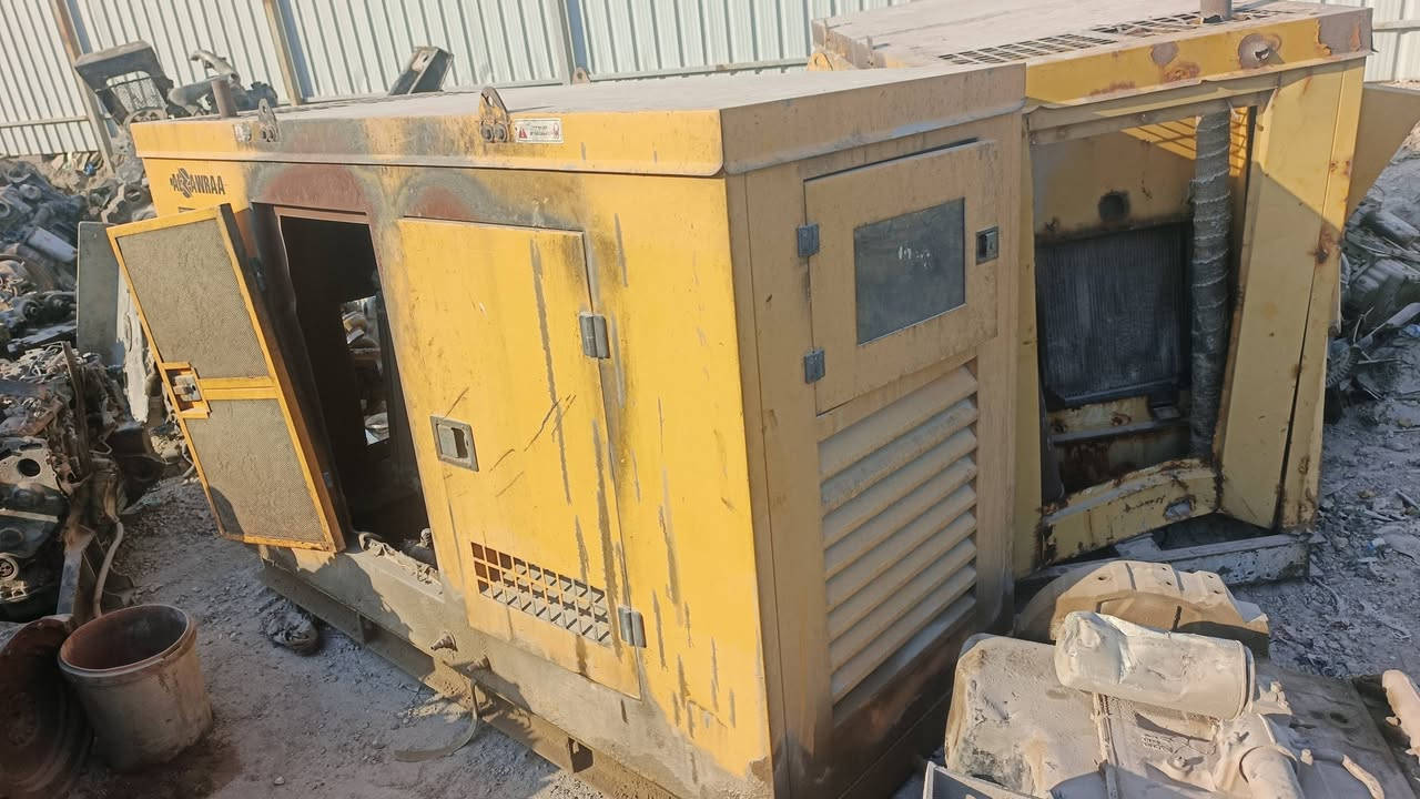 *🔧 للبيع / بۆ فرۆشتن 🔧*

*🇮🇶 عربي*  
محرك بيركنز Perkins 4 بستم موديل2436
الحالة: كامل تفرعات - نظافة 80%  
البيع: طافي  
العدد: 15 محرك  
*المكان: 🚩 بغداد - أبو غريب*  
*📞 للاتصال: ************  
*💚 واتساب: ************

*🌞 کوردی*  
مەکینەی Perkins مۆدێل   2436
دۆخ: تەواو تەفرەعات - پاکی 80%  
فرۆشتن: کوژاوە  
ژمارە: 15 مەکینە  
*شوێن: 🚩 بەغداد - ئەبو غرێب*  
*📞 پەیوەندی: ************  
*💚 واتسئاپ: ************

#بيركنز #Perkins1106 #مولدات #مەکینە #بغداد

*🇮🇶 عربي*  
محرك بيركنز Perkins موديل   
الحالة: كامل تفرعات - نظافة 80%  
البيع: طافي  
العدد: 15 محرك  
*المكان: 🚩 بغداد - أبو غريب*  
*📞 للاتصال: ************  
*💚 واتساب: ************

*🌞 کوردی*  
مەکینەی Perkins مۆدێل   2436
دۆخ: تەواو تەفرەعات - پاکی 80%  
فرۆشتن: کوژاوە  
ژمارە: 15 مەکینە  
*شوێن: 🚩 بەغداد - ئەبو غرێب*  
*📞 پەیوەندی: ************  
*💚 واتسئاپ: ************

#بيركنز #Perkins1106 #مولدات #مەکینە #بغداد

