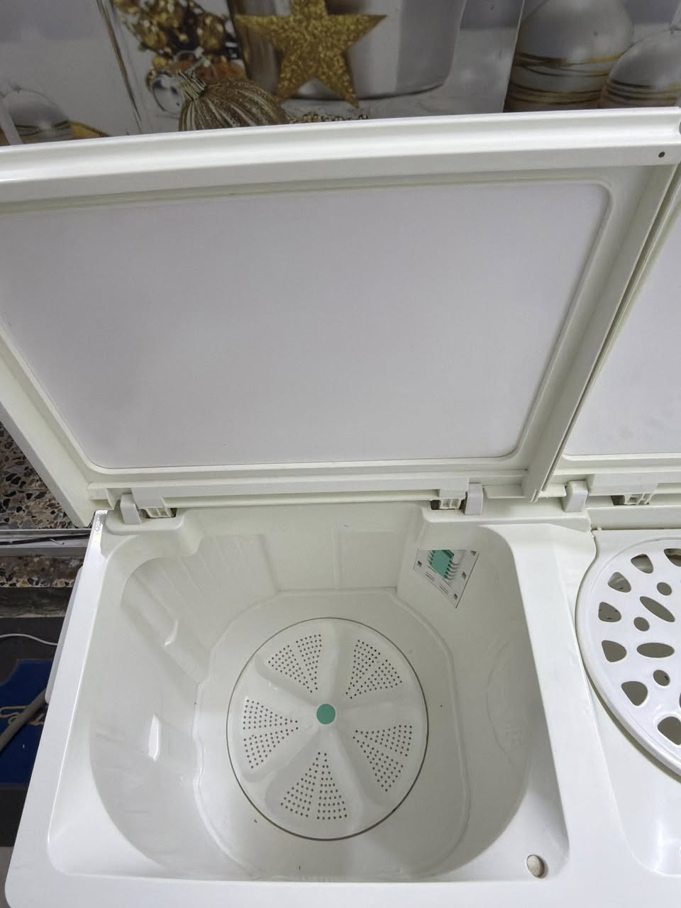 السلام عليكم
للبيع غسالة هيتاشي استخدام قليل نظيفة جداً (٣١ كيلو)تغسل بطانيات
السعر ١١٠
تواصل خاص


**إذا كنت صاحب هذا الإعلان وتريد حذفه لأي سبب، رجاءا أرسل رسالة إلى الدعم الفني**