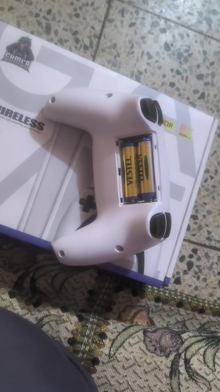 بلاي مثل الواضح بالصوره شغال على الفحص واستخدم شيء قليل سعره 35 مكان فلوجه حي الضباط الثانيه قرب مال البركه هذا رقم تليفوني ***********
