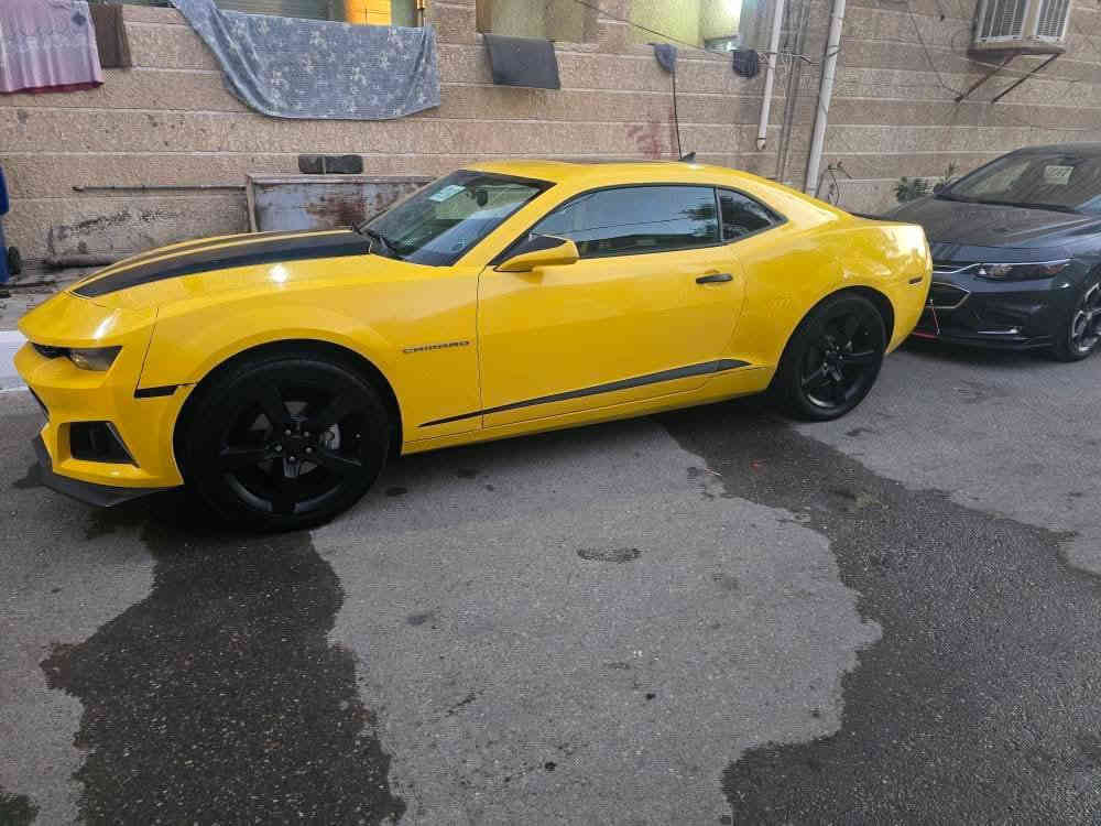 كمارو 2010
3600
بجم محدث 2017 LZ
سنوية وهزة ورقم لحد 2030 
رقم بغداد
بأسمي تحويل شوكت ميعجبك 

مكينه وكير وصدر كله مكفول 
تبريد ثلج  تخم تاير جديد
السيارة اي نقص ما بيها 
السونار مرفق بلمنشور بيها جوملغين الخلفية فقط والباقي كفالة 
سعرها 78 وماكو هيج سعر بلاااااااااش 

مكانها الديوانية 
***********
