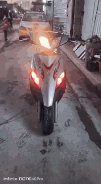 للبيع
دراجة ثعلب نضيفه كامله كفرات بلاديه 
ختم واحد السعر 400 وبيه مجال للتواصل*********** المكان بغداد حي جهاد
