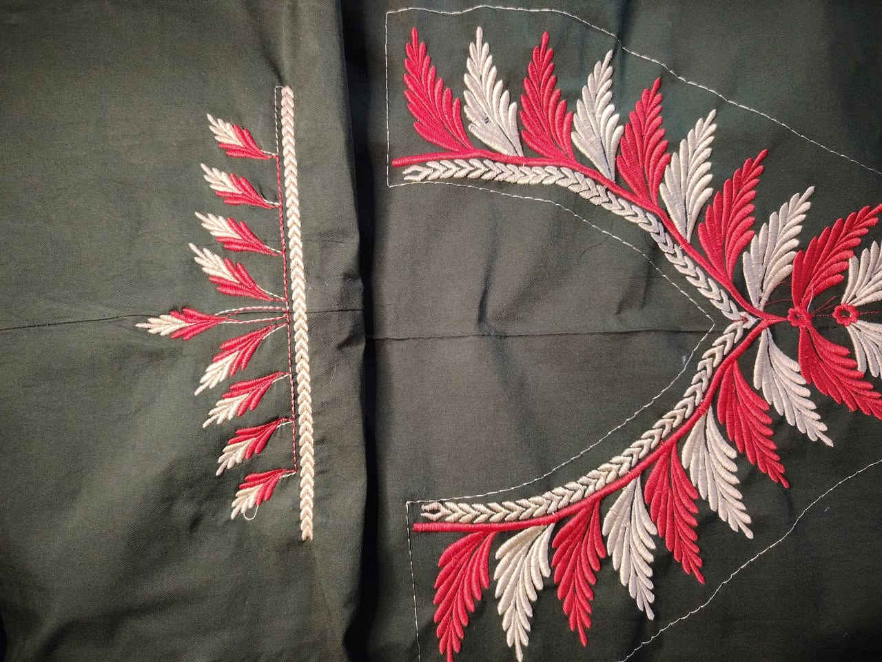 مجموعة شغل تطريز دشداشة حسب الطلب🪡🧶 #تطريز_حسب_الطلب #تطريز #تطريز_اسماء #تطريز_دشاديش #تطريز_وشاحات


**إذا كنت صاحب هذا الإعلان وتريد حذفه لأي سبب، رجاءا أرسل رسالة إلى الدعم الفني**