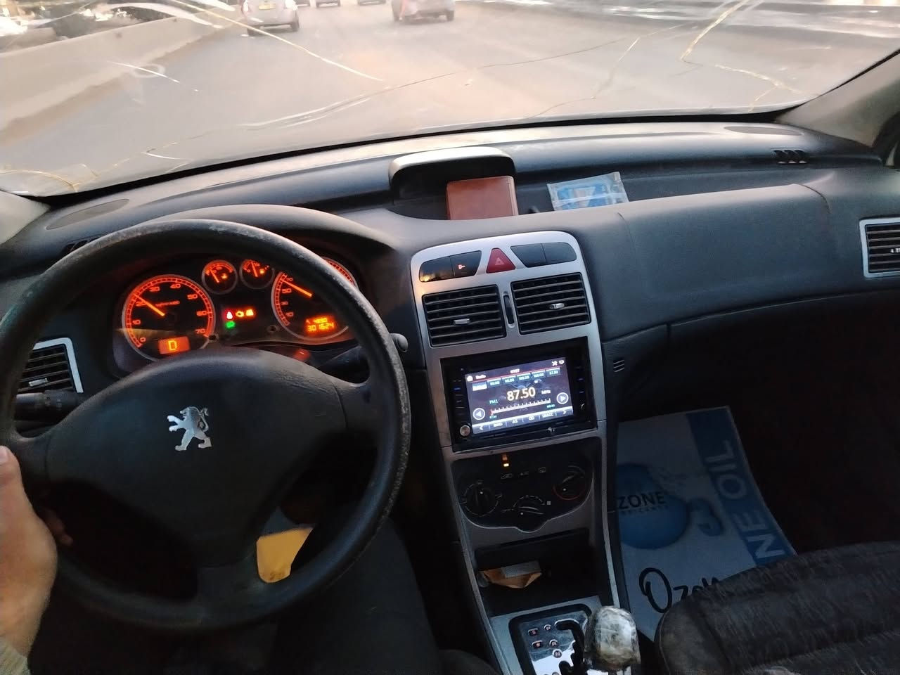 السعر 52 وبيها مجال 
بيجو 307 /2004... كفاله عامه من كلشي كفاله حتى من البارد شرط الفحص
رقم بغداد.. محرك 1600/ 
جاهزه من كلشي .. كير/ محرك/  حداديه/ باتري/ تايرات/  تبريد/كهربائيات .. قبل اسبوع بدلت حداديه كامله مع دبلات
مكانها بابل الحله شارع 60
*********** يوحد واتس اب
