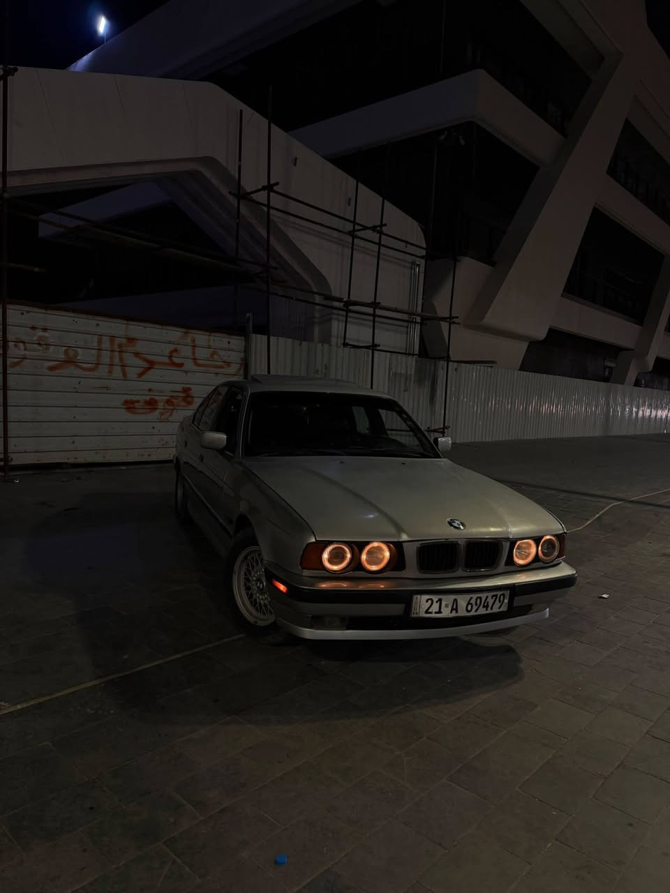 سلام عليكم BMW 525 مسكر تك فانوص سياره جاهزه وحلوه ناقصها بس تبريد مكاني بصره تنومه سعرها ٥٥ رقم سليمانيه جديد ***********
