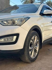 سنتافي 2016 خليجي  المواصفات :-  بصمة  6سلندر  سبعه راكب  ثلاث قطع تبر...