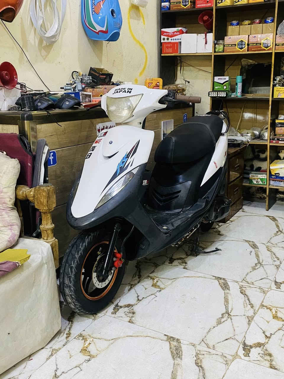 ماكس عدله نضافه خير من الله دراجه بعد احلى من صور نكره سلف بكل وقت سعر ٥٧٥ بيها مجال بسيط ***********
