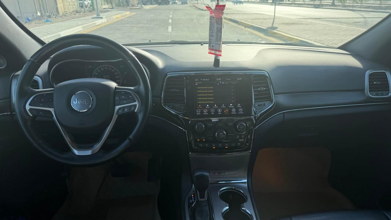 السلام عليكم 🫡 
جيب 2021 لمتدد فول الفول شنو ابالك بيهه رادرارات صقف بنوراما كشنات جلد شاشه جبيره  تحديد مسار السياره جديده ب معنه الكلمه  رقم اربيل ماشيه61 ميل 
الحادث كلش حلو دعاميه خلفيه مبدله فقط اصليه نفس الون  اخوان السعر 275 ومجالهه بسيط لشراي ونا ب خدمه 
         *********** البصرة, العراق
