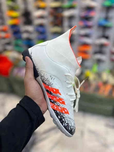 شباب سلام عليكم يوجد قطع اصليه خياط خارج وداخل للاتصال والاستفسار رقم ***********
