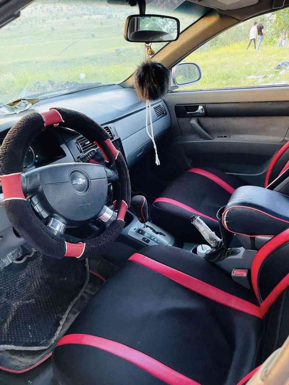 أوبترا كير اوتو 
بدون ضرر بدون صبغ فقط ملاحظات 
كير محرك شرط 
كوبون بيها 
تبريد شغال 

اني الشرعي .. السعر 87 بيها مجال

***********
***********
