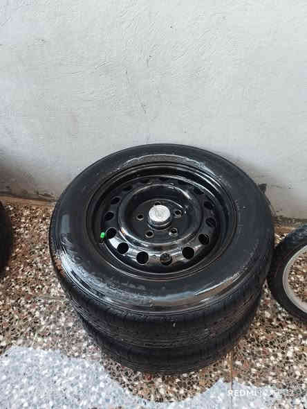 من رخصت مدير الگروب حجم 15اصلي والتايرات كوري نضافه زوج 90%والزوج الثاني 80%/175الف ***********والخاص مفتوح
