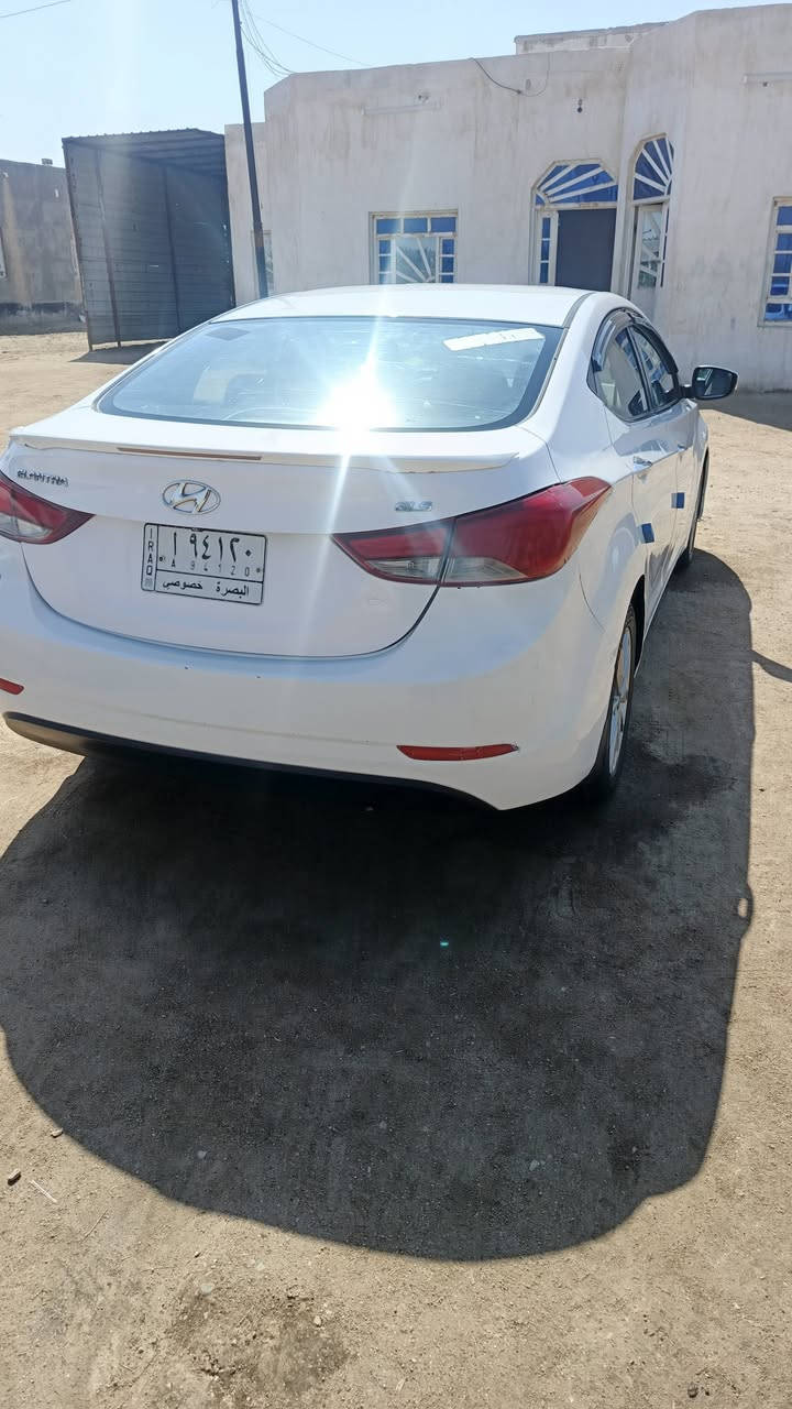 يا الله سلام عليكم الانتره 15 خليجي البيع السياره حلوه حداديه جديده تخم تاير مكينه جديده سنويه جديه تفاصيل داخل المنشور مكاني بصره هارثه معمل ورق نانه مكلف بل نشر هاذه رقم صاحب السياره *********** /السعر 105 وبيهه مجال
