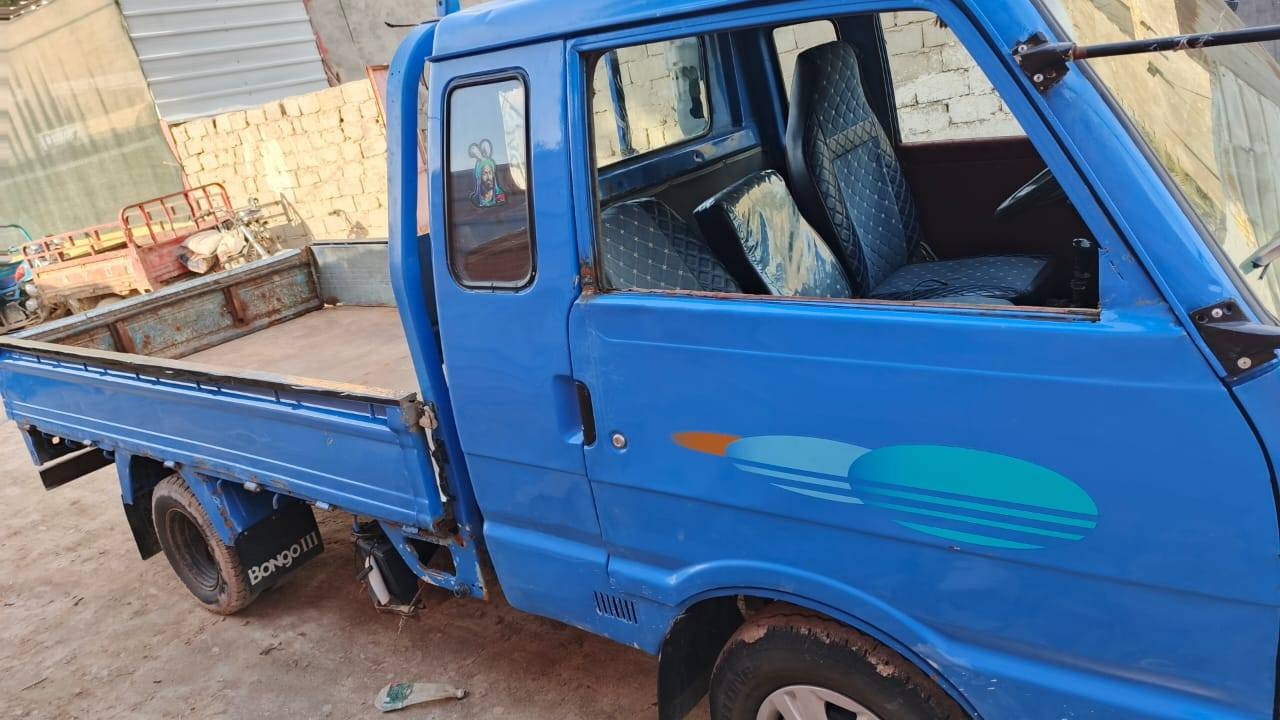 السلام عليكم سياره كيا بنكو موديل 95شاصي مكفول مكينه مكفوله كير مكفول سياره مصبوغه جماليه فقط ماعايزها اي شي رقم انكليزي  اتصل مامتواجد خاص***********
