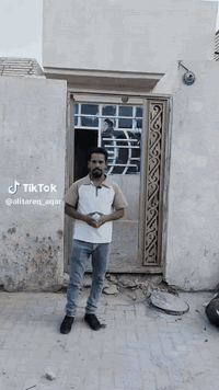 السلام عليكم بيت للبيع السعر/40/مليون وقابل للتفاوض
منطقة سبع قصور شارع ابو علي فرع ابو امجد قرب السنتر
للاستفسار ***********
