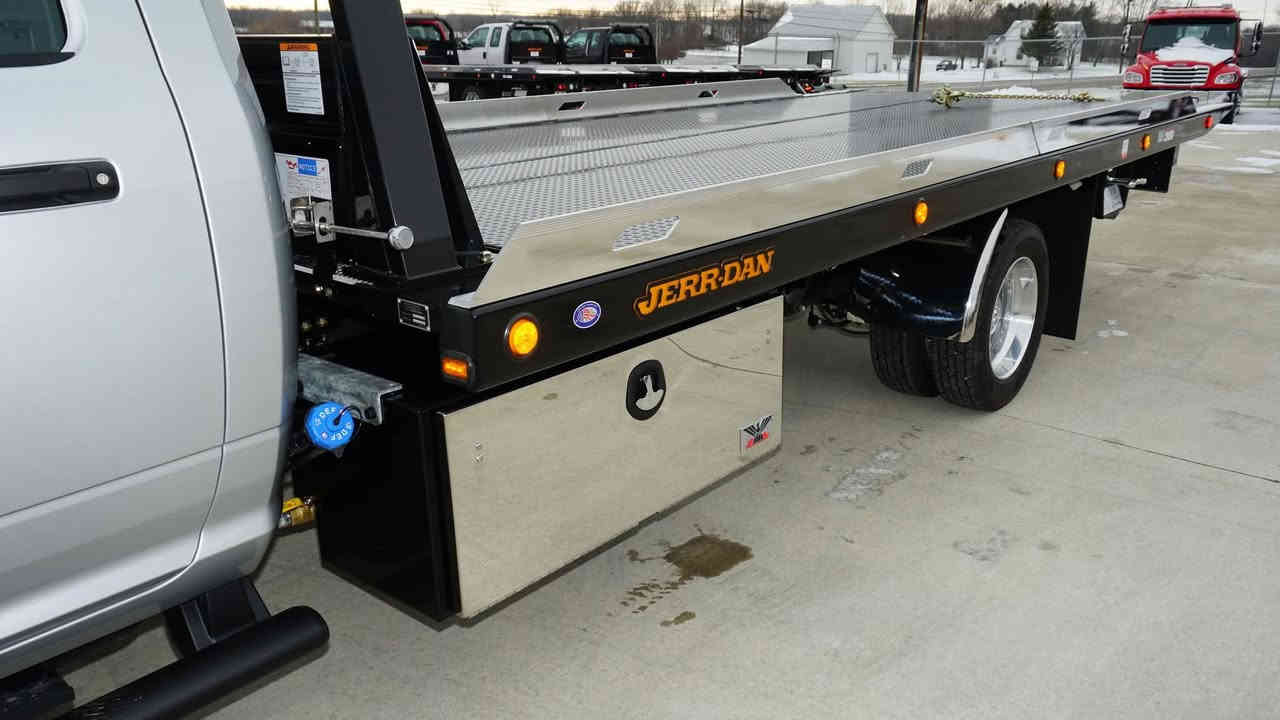 كرين سطحي بغداد لنقل كافة انواع السيارات داخل وخارج بغداد وعلى مدار 24 ساعة ⏰ارقام الخدمة ***********
***********
