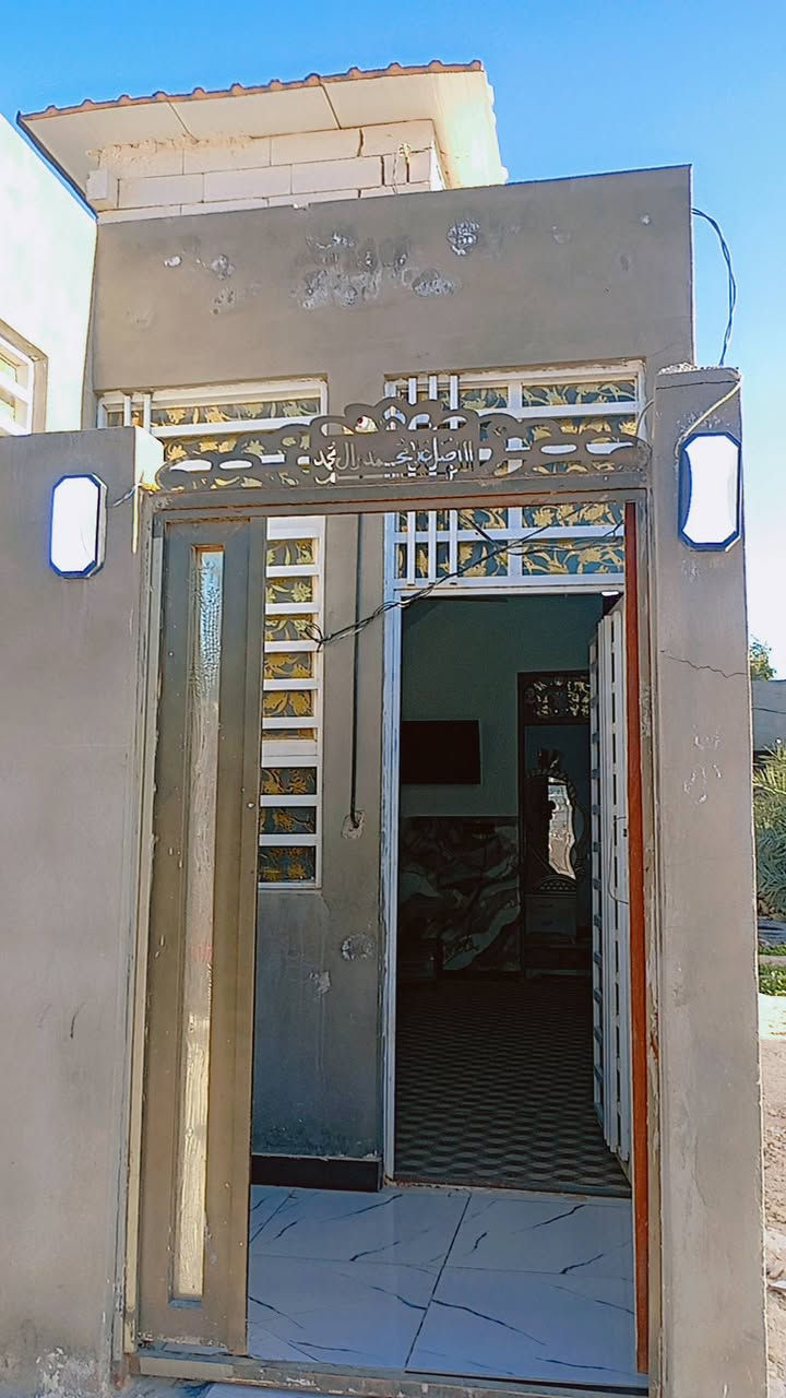 دار مساحه 50م بناء جديد عكاده منطقة راقيه وسعر مناسب 
غرفه وصاله ومطبخ ومجموعه حيات السعر 16مع المجال استفسار اكثر ***********عنوان زراعي حي ميسان خلف سكله الكرعاوي
