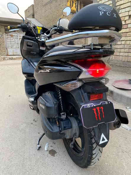 السلام عليكم
PCX 125
مواصفات 150
ماشية 28
حساس ازدحام ☑️
حساس استان☑️
كهربائيات ☑️
فول معدل وشلعة 
الدراجة خير من الله تجي وتشوف 
مكاني الامين الثانية سكينة
السعر 12 
رقم الهاتف ***********
متواجد واتساب
