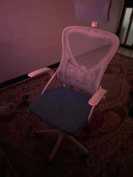 السلام عليكم pc للبيع مع كامل ملحقاتها
يجي وياه 
1 ماوس attack shark x11
2كيبوردzifrriend red switch 
3سماعات hyperx cloudII
4كرسي كيمنك
5ميز120cm
6يو بي اس 1500w
7+حساب كيم باس سنوي+حساب ستيم متروس العاب
مواصفات الpc:

1 GASE GALAX REV 07 WHITE
2 PSU MSI 600W A600DN
3 MB MSI B760M-E D4
4 CPU 15 12400F Tray
5
Fan Intel Core 15
6
DDR4 32GB (2*16GB) 3600 TCREATE HEATSINK
7
NVMe 1TB LEXAR NM620 3500mb/s
8
PNY RTX4060 8GB VERTO DUAL FAN DLSS 3
LED LG 24GN60R FHD IPS 144hz 1ms HDR 
FreeSync
للاستفسار خاص
او واتساب***********
