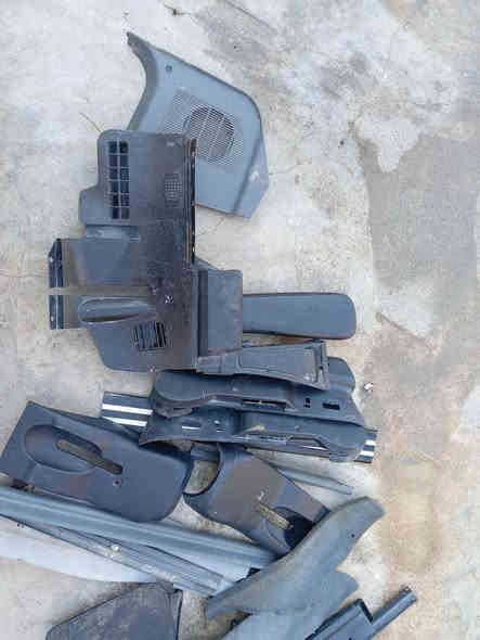 من رخصة مدير الكروب المحترم غراض بي ام دبليو سعرهن ٢٥٠ اي استفسار اتصل على الرقم *********** العنوان ميسان
