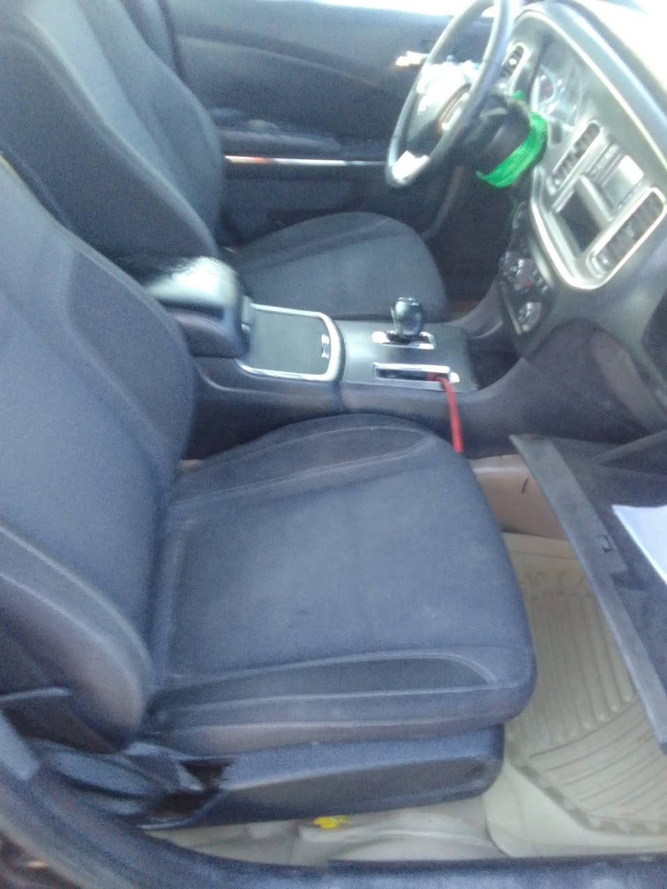 سلام عليكم سياره موديل 2012سيار جديد حله من صور وفيديو السعر 125وبيه مجال كنديه حادث بس جنط نفسيته رجعه رقم سياره بغداد مشروع وطني سياره بسمي محافظة ناصرية مركز رقم ***********
