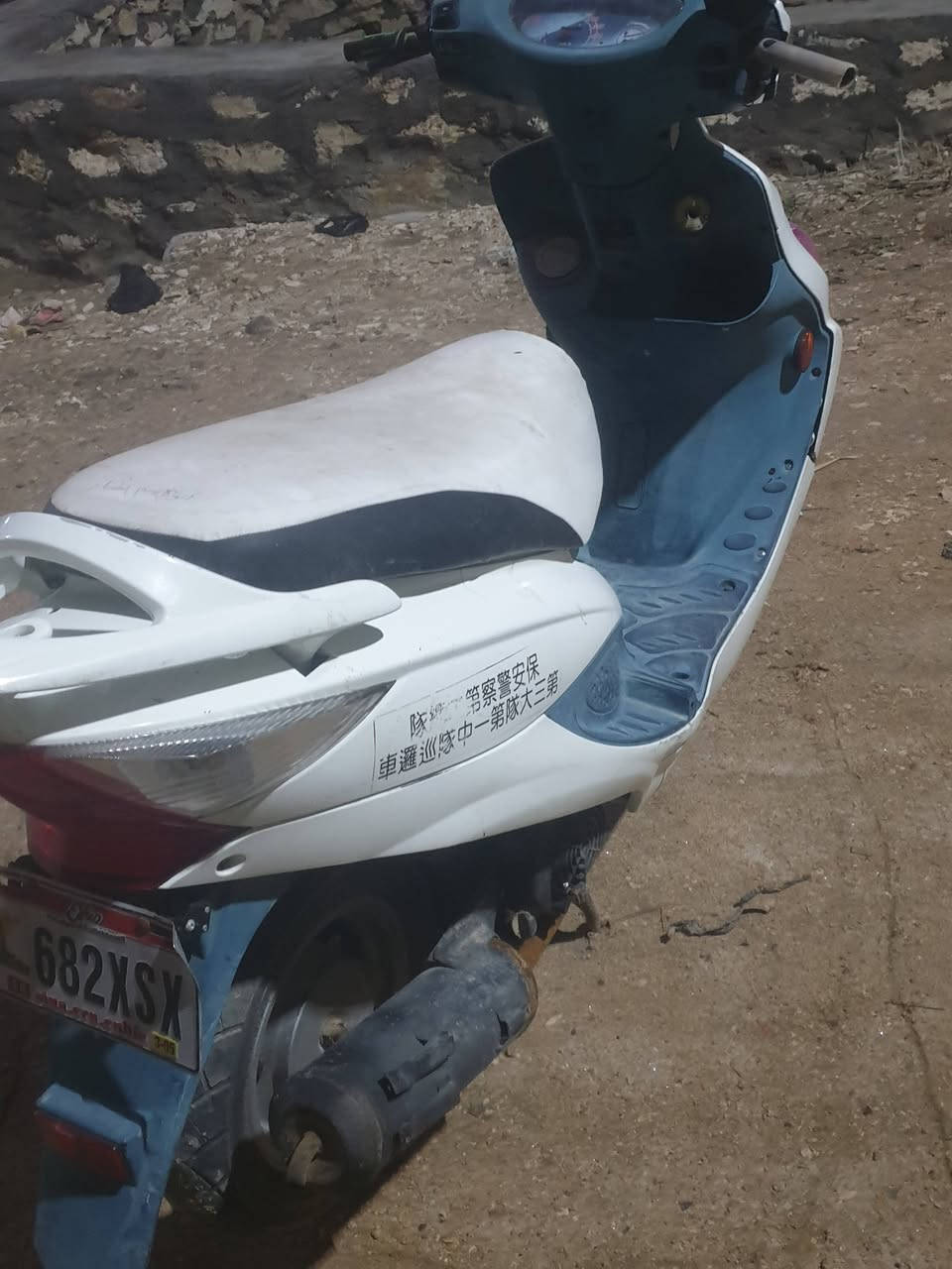 السلام عليكم دراجه كايمه والباقي كله شغال للبيع اخواتهه ٤٥٠ أو أكثر رايدهه ٣٠٠ وبينه مجال ***********
