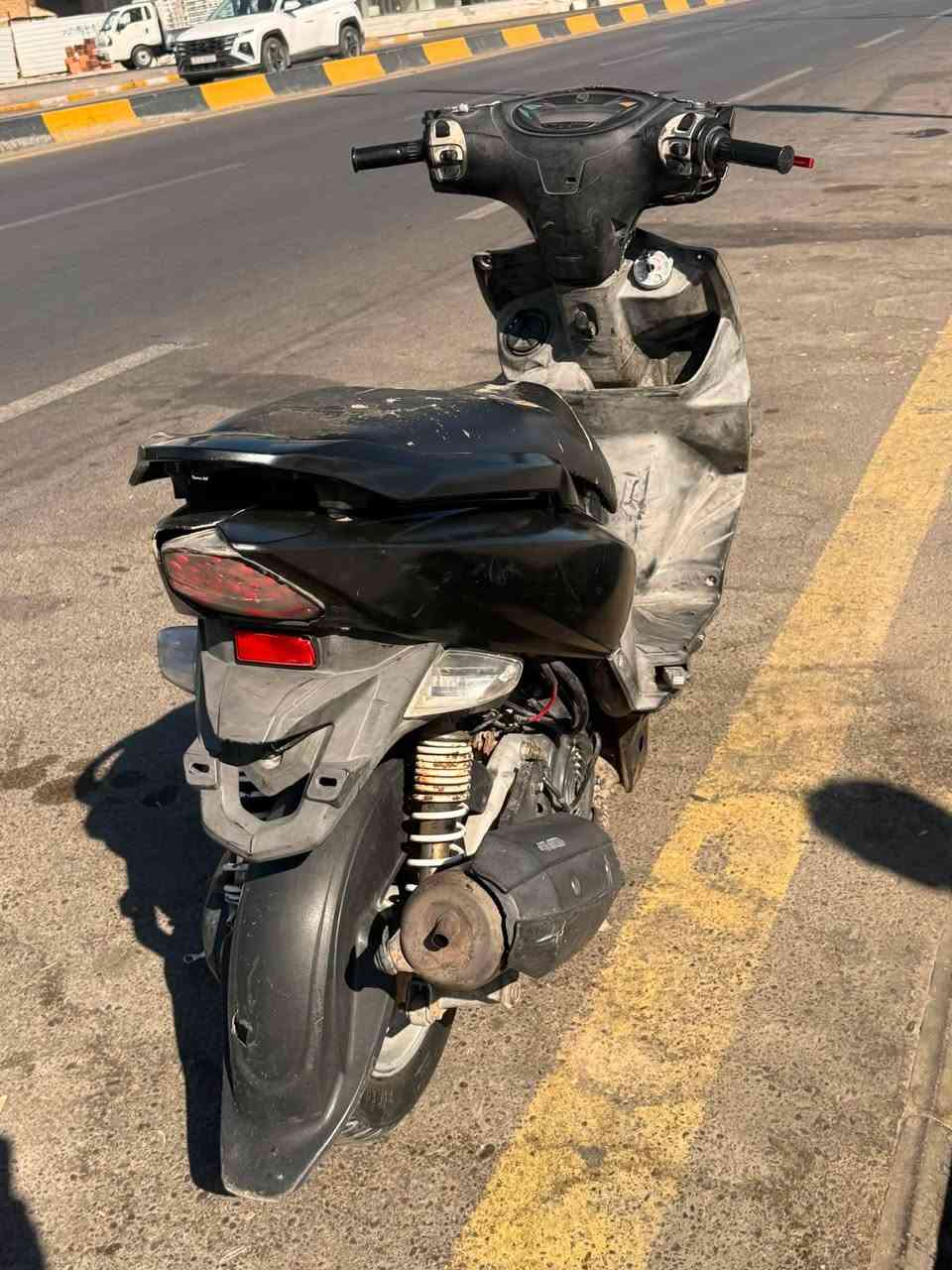 السلام عليكم دراجه جي تي آر للبيع أو للمراوس الدراجه نضيفه بس عوزها ترتيب نص كره بكل وقت الدراجه نقصها بجم فقط مكينه ممفتوحه مكاني بغداد الكاضميه السعر 500 وبيها مجال
***********
