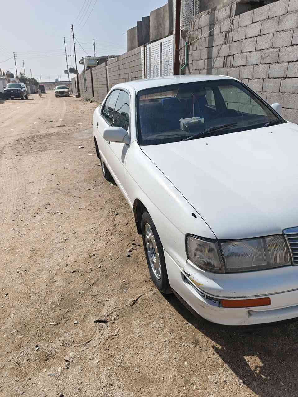 بطه منتصل موديل 2001  السياره جاهزه 
كهربائيات كله شغاله باسمي رقم بصره سنويه تنتهي بشهر 9 سياره مكفوله من الضربه ونقل جثه وكصه 
مرشوشه جماليه كير ياخر بل نمره ال3 فقط 
محرك 2.500 سعرها 50 وبيه مجال بسيط مكان السياره بصرة سفوان رقمي ***********
