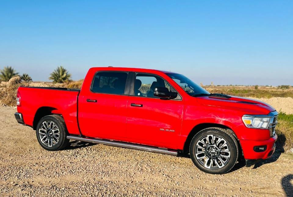 السلام عليكم  رام موديل 2023  سياره جاهزه وحلوه شغل وتوكل وين متريد سياره ما ماشي وبسمي وبل حقيقه أحله من صور ومواصفات معروفه  بكاني ناصريه قضاء الفجر  وحالين اتواجد بغداد وليحب ينتصل عل رقم او مراسله واتساب فقط لن مسنجر مستخدمه السعر 3 دفاتر وبيه حق جيه لطيبين ***********
