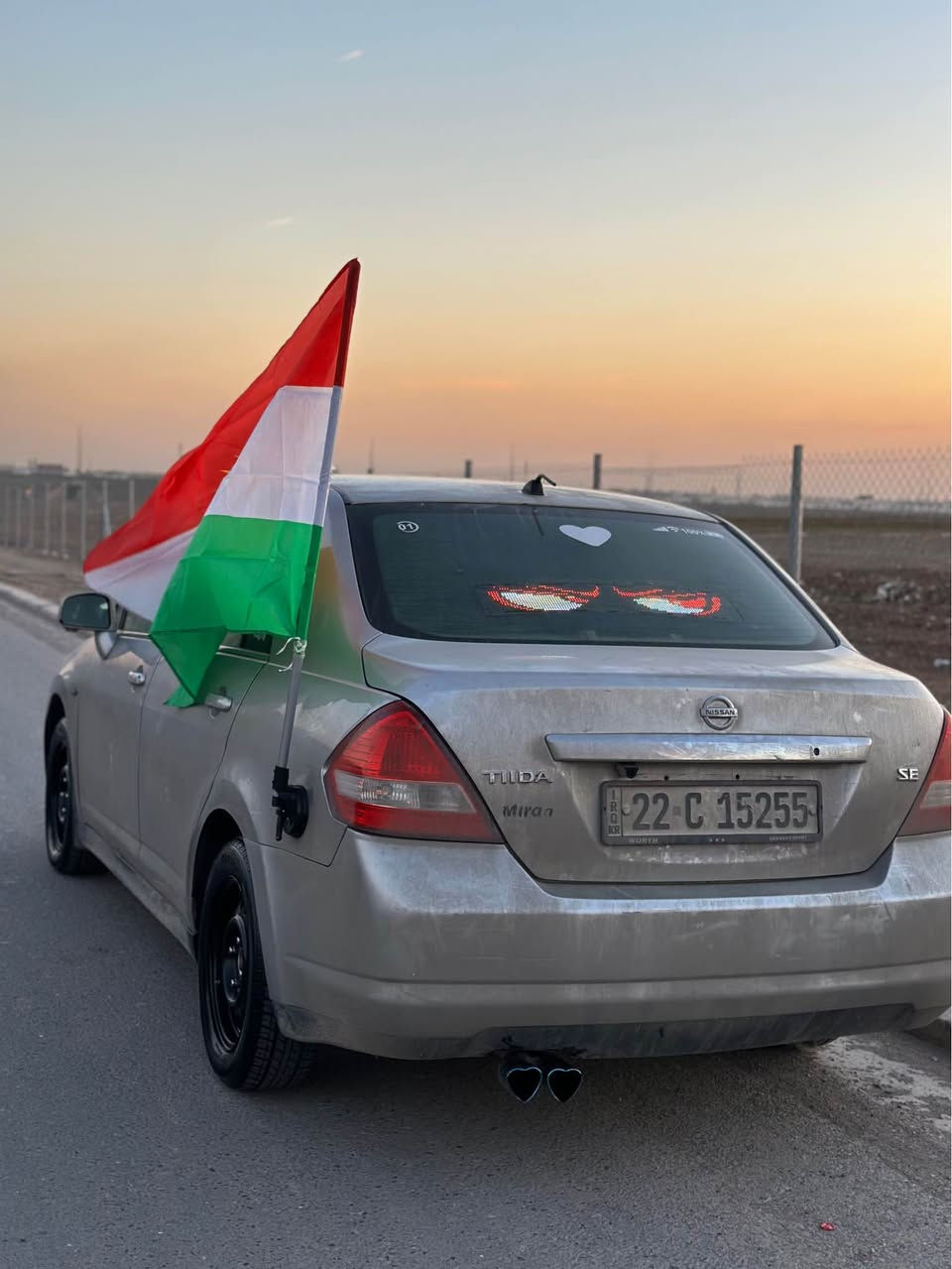 نیسان تیدا مۆدیل٢٠٠٨  سبوغی نیە ٣ پەڵەی ساردەی  بچوکی هەیە گیر و مەکینە بەشەرت سعر ٩٢مەحامەلە)(***********) أربيل, العراق
