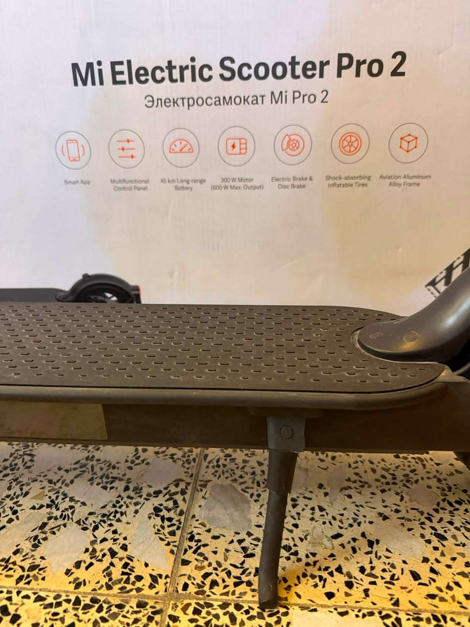 ((Xiaomi Mi Electric scooter pro2))
🛴🛴سكوتر شاومي الكهربائي أصلي من الشركة حصراً..
👍 شبه الجديد (نظيف) مستخدم كلش قليل.
يمكن أن ينطوي ويحمل.

💡يمشي 50km بالشحنة الواحدة
💡فيه ثلاث سرعات أعلى شي 25km
💡ضوء أمامي وخلفي
💡جرس

🥇يمكن ربطه بالتلفون وقفله ومشاهدة حالته وذلك عن طريق تطبيق (Xiaomi)..

🥇جميع مستلزماته تجي وياه: الباكيت، شاحنة، دليل الاستعمال
وأيضاً سبير مال تاير إضافي وواير للنفخ..

📞 للتواصل واتس (***********)
🛵 يوجد توصيل لجميع محافظات العراق

🔥 سكوتر راقي جداً وصفقة مقارنة بالسعر

السعر: 350,000 الف دينار.
