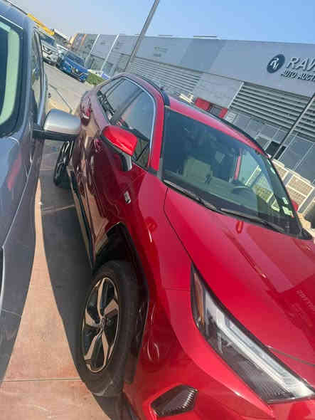 Rav⁴ بلك ان
كهرباء وبانزين وشحن على المنزل 
للبيع موديل 2022
حادث مثل ماموضح بل صورة مرقمه شمالي 
ب 26000💲
شدتين وستين ورقه 
***********
