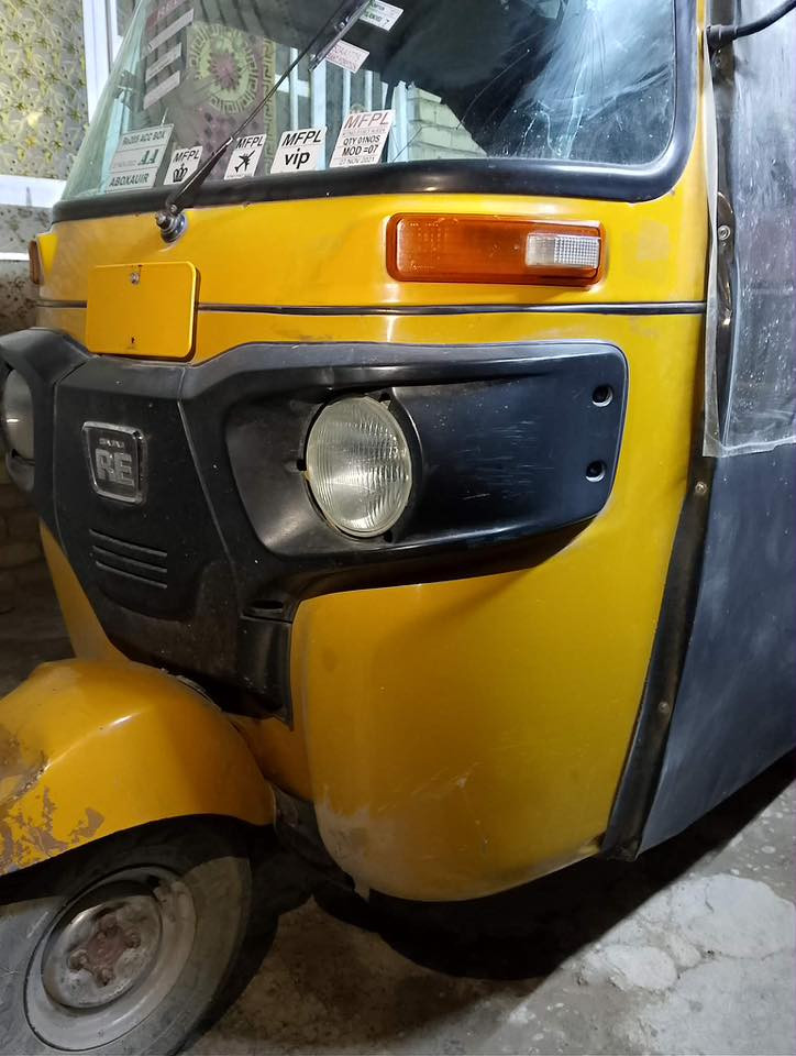 سلام عليكم شباب تكتك البيع تكتك كله بلادي مكاني بغداد جديده مديل 20 شهر 10 مرقمه بسمي تحويل سعر 5300 شباب رحان الميشتري لا يخابر ***********
