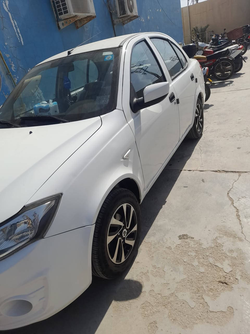 سلام عليكم ساينا مديل 20 سياره جديده كلش ماشيه 84 سياره كفاله عامه تخم تاير حداديه سياره عله ايدي حساسات  مكينه كير كفاله كامره جاهزه بسمي  
رقم بغداد مشروع وطني  مكان سياره العماره 
لاتصال ***********
