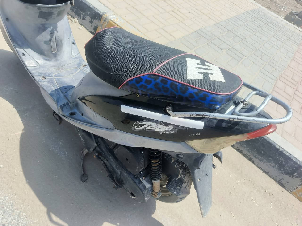 ماكس منغولي بوشه 49بلا ختم واحد كلشي بيه  شغال سعر450
***********
