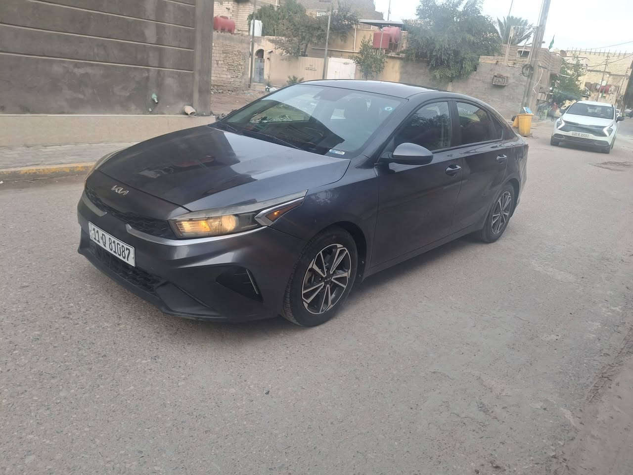 ياالله سلام عليكم لببيع او مراوس كيه فورتي مديل 2023 حره تحويل رقم بغداد حادث بس بنيد مكينه 2000 سياره جديده ماشيه 55 سياره تخم تاير مكينه كير حداد جاهزه ربع ماذب عليه مكان سياره البصره المدينه السعر 133 وبيه مجال حك جيه ***********
