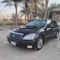 للبيع شاهينه موديل 2004  رقم بصره انكليزي مداور او وكاله السياره جاهزه...