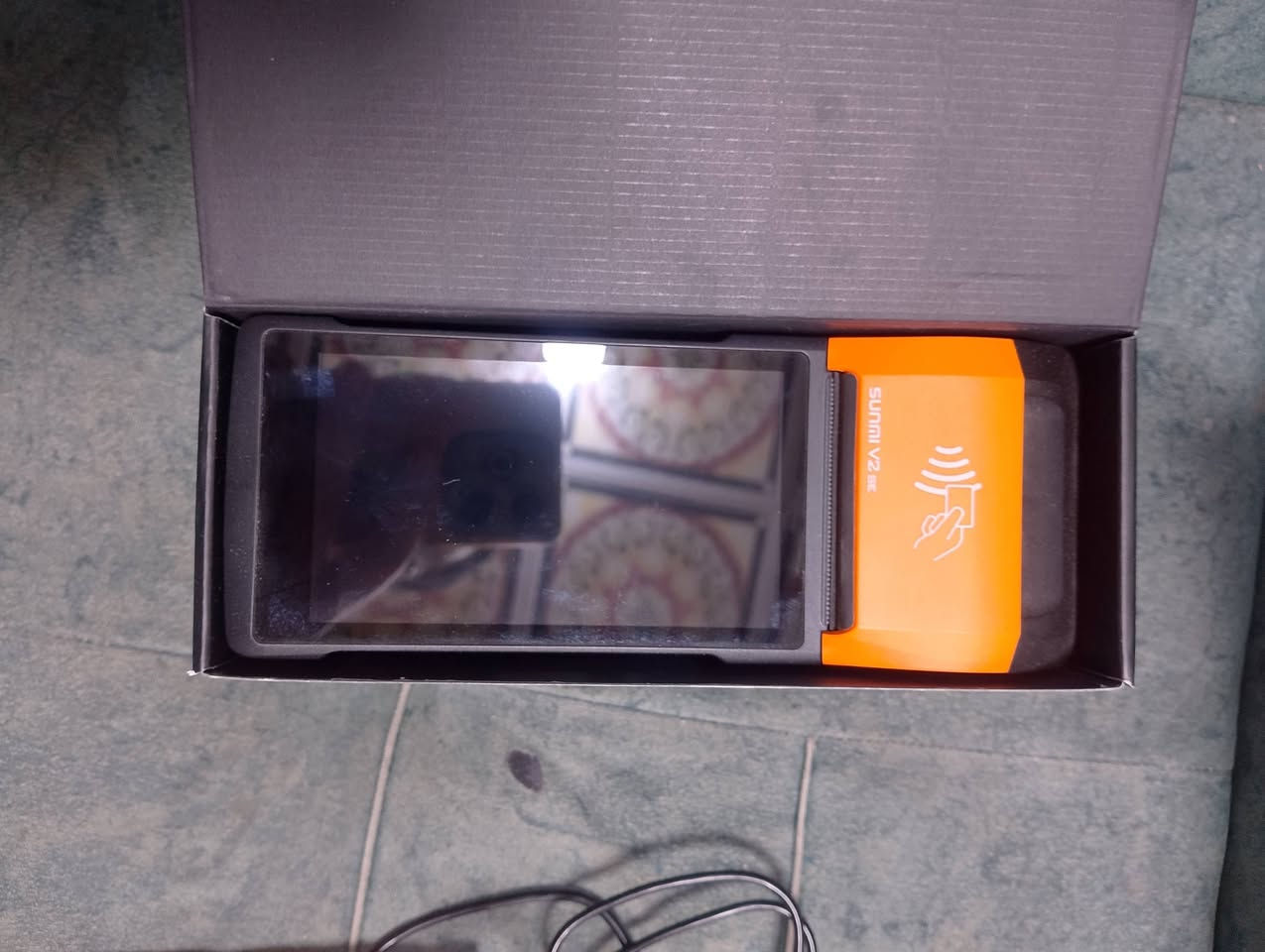 سلام عليكم جهاز بيع الارصدة وشحن العاب وغيرها...
الجهاز مستعمل فقط 10 سحبات رصيد. يعني اخو الجديد ما صارله هواي ابد.. 
السعر 140 وبي مجال. 
للتواصل ماسنجر/ او/اتساب ***********
العنوان كربلاء المقدسة
