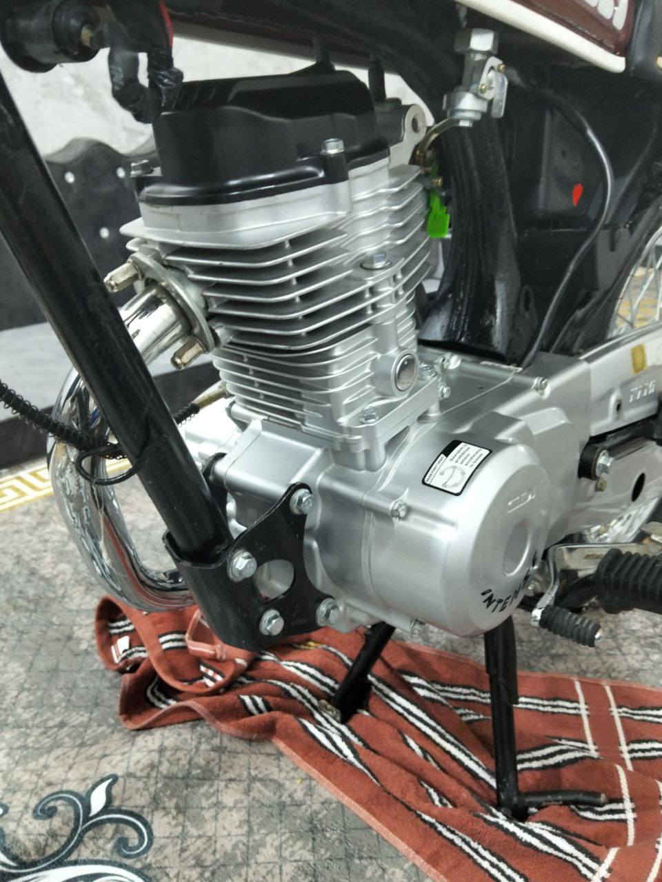 سلام عليكم دراجه للبيع تعمير

 كله سته وعشرين مكينه مامفتوح

 بس تفيلس مره وحده الدراجه

 كلك كلك كلك

السعر 650 قفل بدون مداهر

العنوان فضليه

***********
