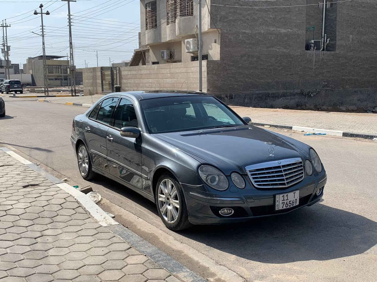W211 E350
2006
بانورراما
برده خلفيه 
بيها 3 قطع صبغ
رقم بغداد بأسمنا
مكانها البصره 
سعرها 118 وبيها مجال
***********
