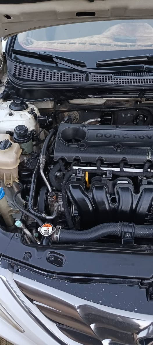 سوناتا موديل ١١ خليجي ٢٤٠٠  فول مواصفات السعر ١٢٠ وبيه مجال مكينه فول سياره جاهزه العنوان بابل الحصوه ***********  ***********
